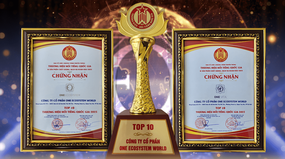 Top 10 Công ty Cổ Phần One Ecosystem World" se dresse sur un fond de brillance bleue et dorée entre deux cadres photo indiquant One VITA et la marque nationale certifiée vietnamienne.